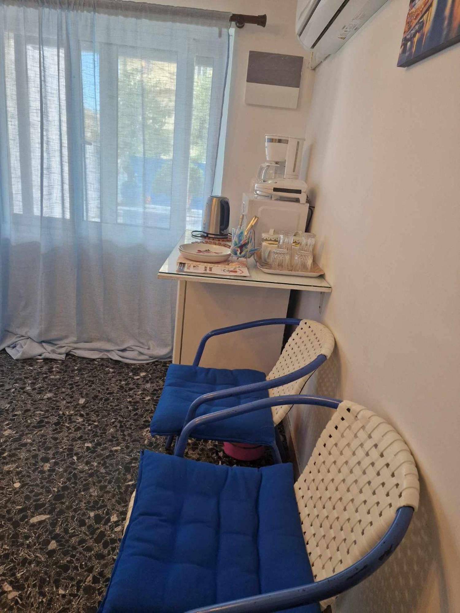 4 Seasons Suites Paradise Near Athens Airport Markópoulon Exteriör bild